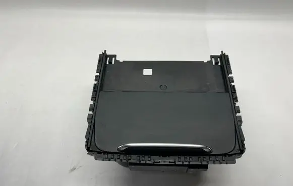 BMW 4 F36 Gran coupe Cup holder 105495994 105495997