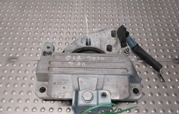 Mercedes-Benz GLB x247 Gearbox mounting bracket A1772403600