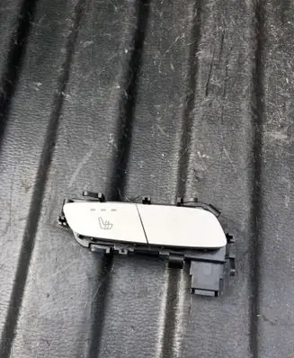 Mercedes-Benz E W213 Seat heating switch A2139050204