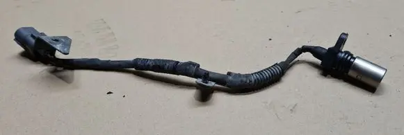 Toyota Avensis T270 Crankshaft position sensor 9091905069