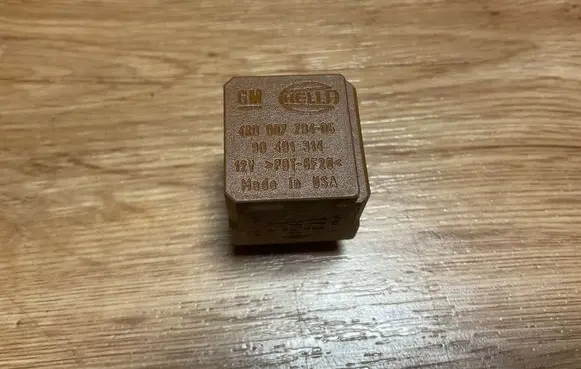 Opel Insignia A Other relay 4R000779405 90491314