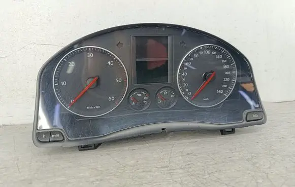 Volkswagen Golf Plus Speedometer (instrument cluster) 