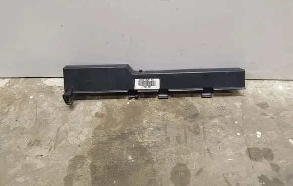 Ford Explorer V Radiator trim FB538A261AC
