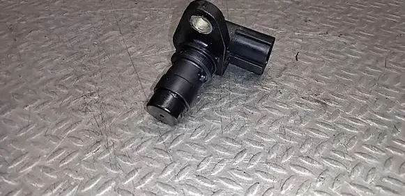Volvo XC90 Camshaft position sensor 8627354