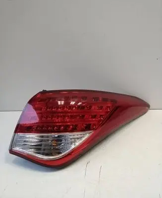 Hyundai i40 Rear/tail lights 924023Z3