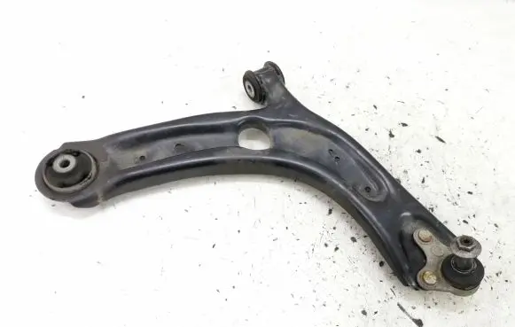 Volkswagen PASSAT B8 Front lower control arm/wishbone