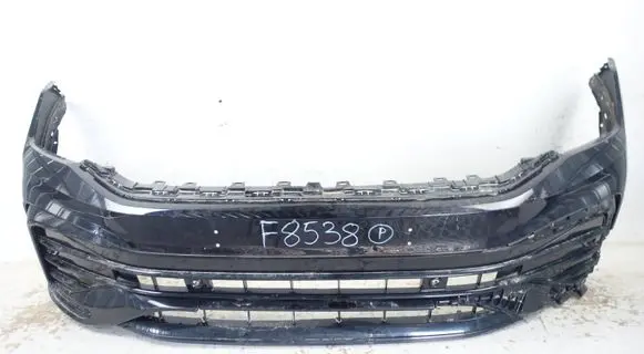 Volkswagen Tiguan Front bumper 5NA807221D