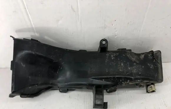 BMW 2 F22 F23 Intercooler air guide/duct channel 8073528