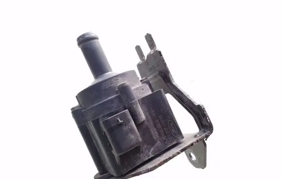 Ford Focus Electric auxiliary coolant/water pump CM5G8C419AA