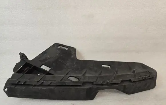 Volvo V70 Front bumper mounting bracket 30796387