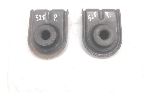 KIA Carnival Radiator mount bracket
