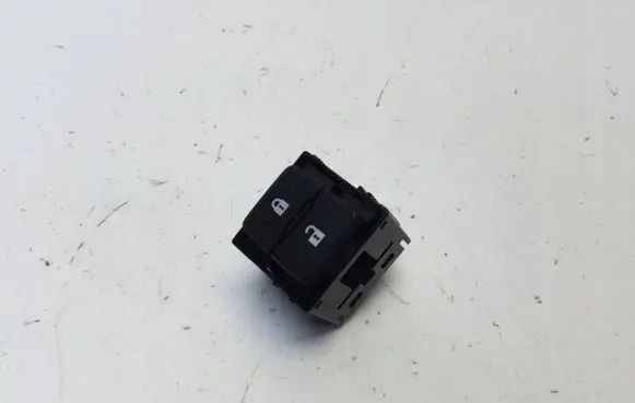 Lexus UX Central locking switch button 193302