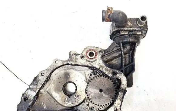 KIA Carens I Oil pump 