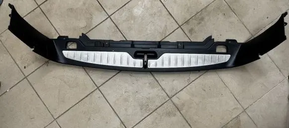 BMW 5 F10 F11 Trunk/boot sill cover protection 9168470 52850610