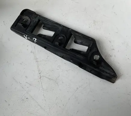 Volkswagen Golf V Front bumper mounting bracket 04882 1K0857183