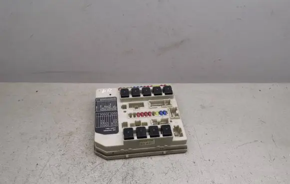 Nissan Micra Fuse module 