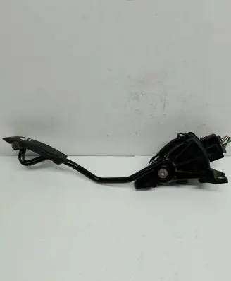 Nissan Almera N16 Accelerator throttle pedal 18002AU410