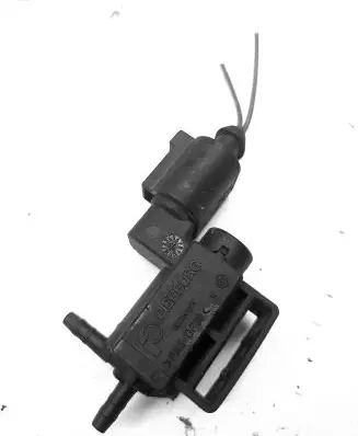 Audi A3 S3 8P Engine mount vacuum valve 037906283