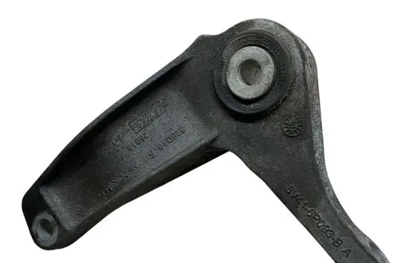 Ford Kuga II Gearbox mounting bracket 8V416P093BA
