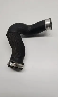 Audi Q7 4L Intercooler hose/pipe