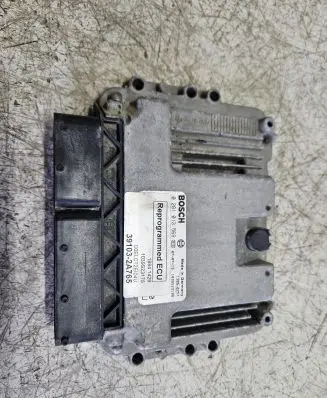 KIA Ceed Engine control unit/module 391032A765