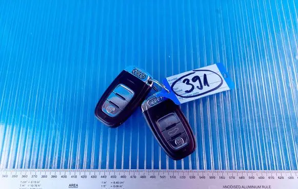 Audi A4 S4 B8 8K Ignition lock