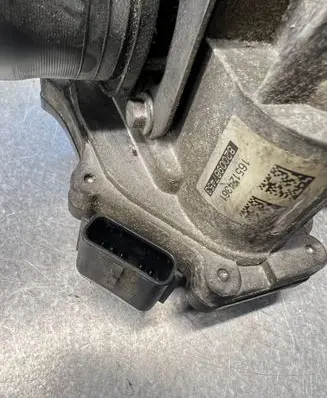 Nissan Qashqai+2 Throttle valve 165124361