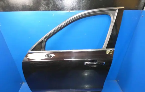 Volvo XC90 Front door