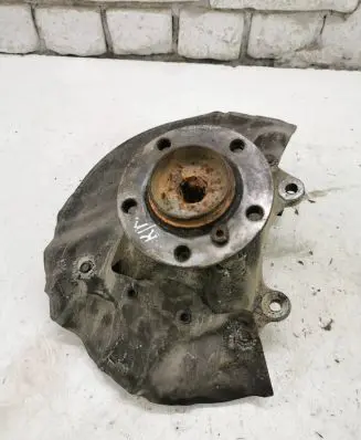 BMW 7 E65 E66 Front wheel hub
