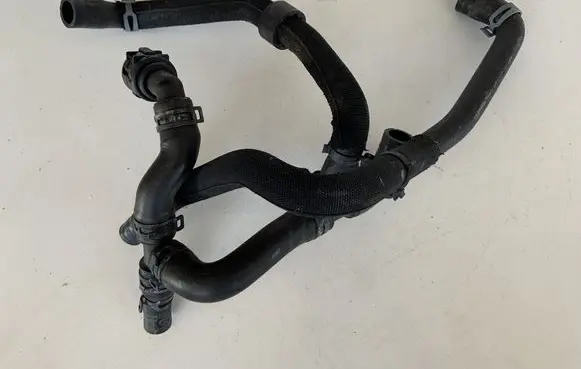 Audi A6 S6 C7 4G Engine coolant pipe/hose 4G0145921C 4G0145920C