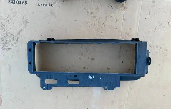 Renault Clio IV Intake resonator 214991203R 113078A0