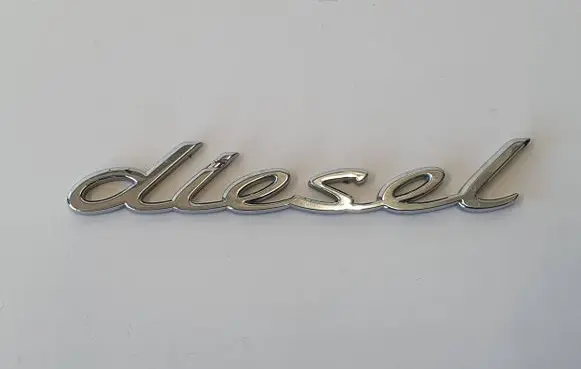 Porsche Cayenne (9Y0 9Y3) Fender model badge letters 95855949911