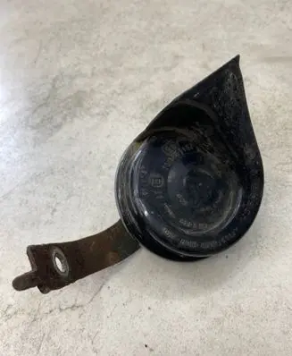 Nissan Pathfinder R51 Horn signal 703881157