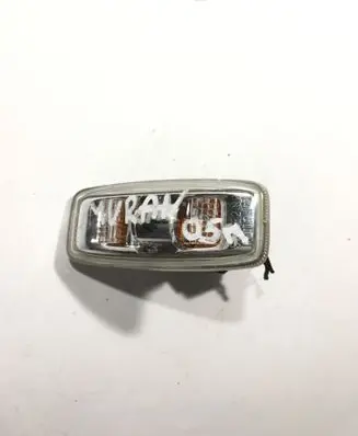 Nissan Murano Z50 Front fender indicator light E130668
