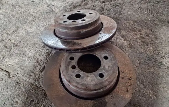 Rear brake disc