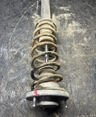 BMW 3 F30 F35 F31 Rear shock absorber with coil spring 6775739 735128141500 A1108112951