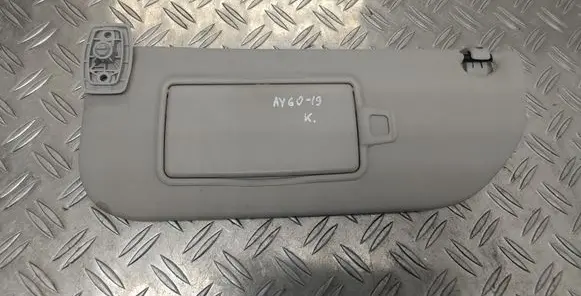 Sun visor