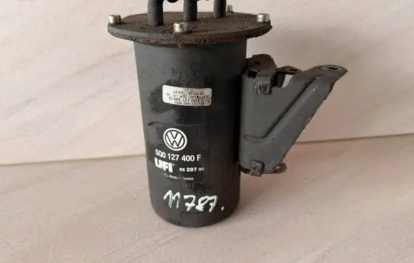 Volkswagen Golf VII Fuel filter housing 5Q0127400F