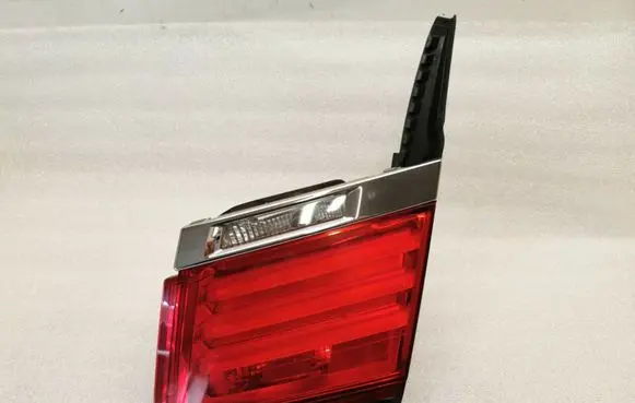BMW 7 F01 F02 F03 F04 Tailgate rear/tail lights 7182206