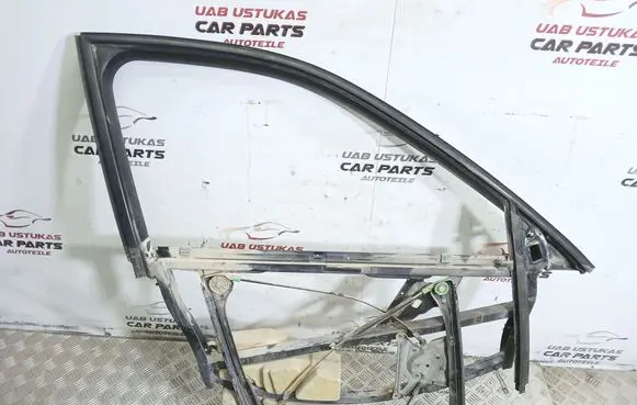 Audi A4 S4 B5 8D Front window lifting mechanism without motor
