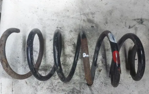 Volvo XC90 Front coil spring