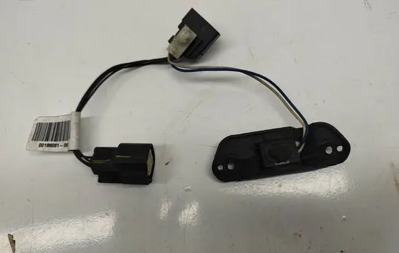 Tailgate opening switch