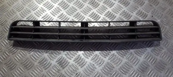 Audi A6 S6 C4 4A Front bumper lower grill 4A0807683