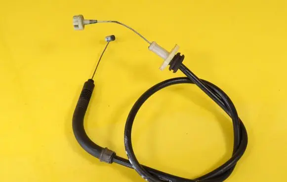 Fiat Punto (188) Throttle cable 