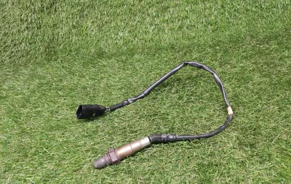 Volkswagen Touareg II Lambda probe sensor 03H906262R 0258010254