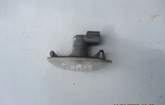 Toyota C-HR I Front fender indicator light A8173002080