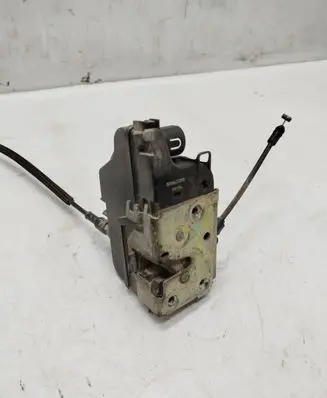 Renault Laguna II Front door lock 000662Z98 8200000662