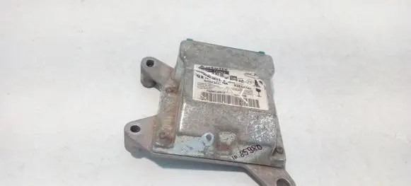 Opel Vivaro Airbag control unit/module 605488300 8200435339A 93854786