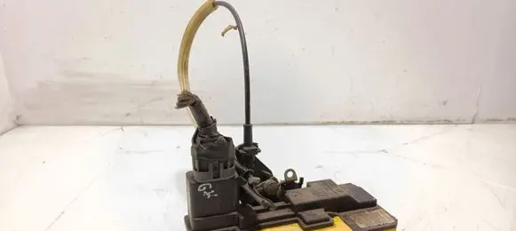 Volvo V70 Rear door lock 