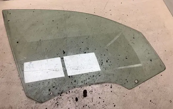BMW 1 E81 E87 Front door window glass four-door 43R001564